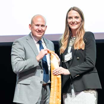 Bruna Fell Lautert, Walton MBA graduate