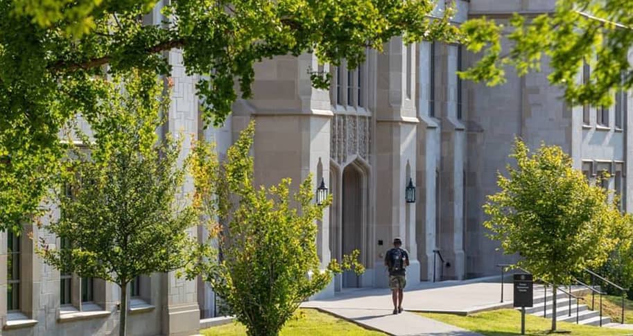 https://walton.uark.edu/graduate-programs/mba-masters-degree-program/blog/images/Campus_2025.jpg