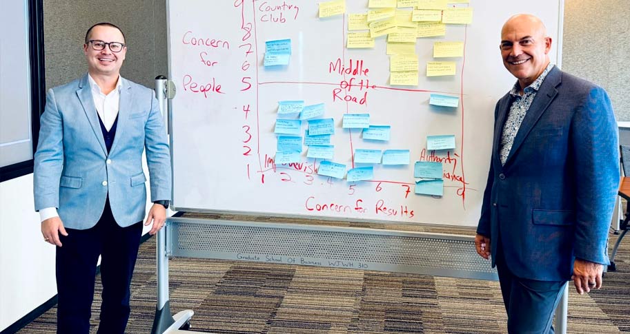 https://walton.uark.edu/graduate-programs/mba-masters-degree-program/blog/images/week2_walton_mba_leadership_913x485_72dpi.jpg