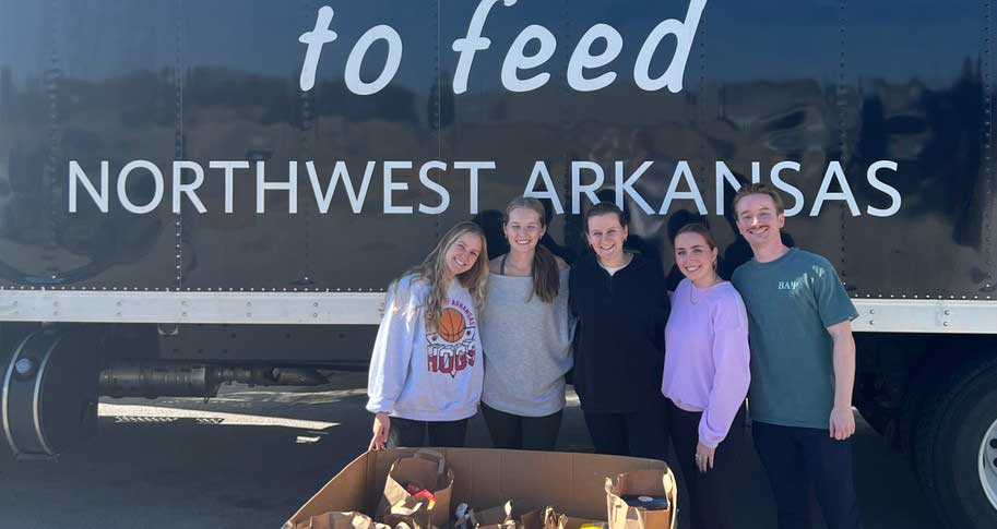 Beta Alpha Psi food drive October 2022