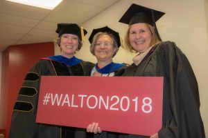 2018-walton-commencement-signs-sm-0037-14vs5es-300x200-4682136