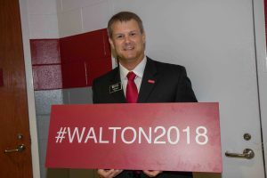 2018-walton-commencement-signs-sm-0038-24v6f15-300x200-9119341