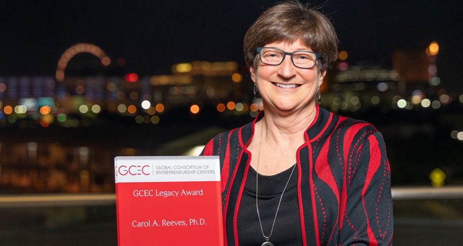 Carol Reeves received the Legacy Award in Las Vegas, Nevada, from the Global Consortium of Entrepreneurship Centers; Credit: Radioactive Productions