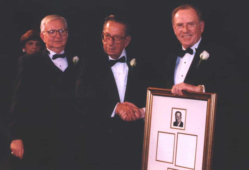 Dillard at the 1999 Arkansas Business Hall of Fame 