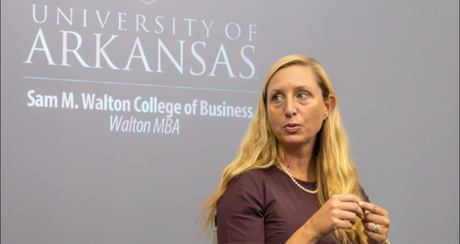 https://walton.uark.edu/news/posts/images/MarenWaggoner-092125.jpg