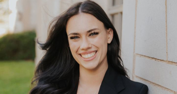 https://walton.uark.edu/news/posts/images/alumni-spotlight-macy-wheeler.jpg