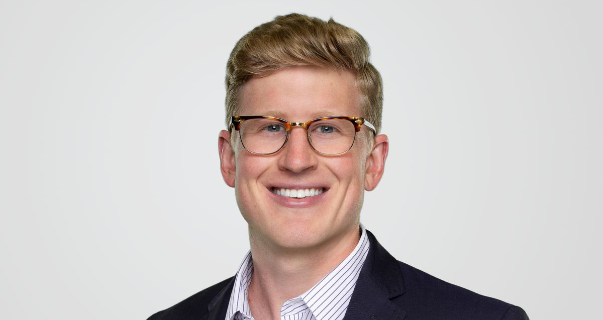 https://walton.uark.edu/news/posts/images/alumni-spotlight-stratton-carroll.jpg