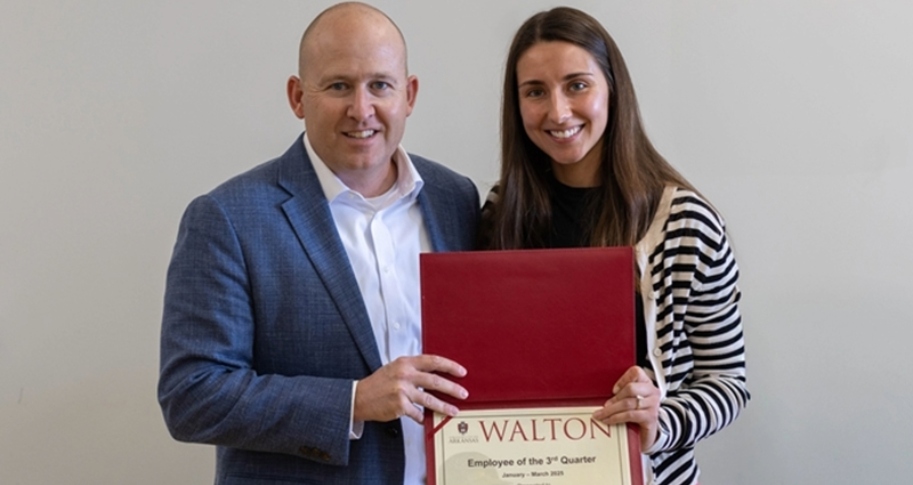 https://walton.uark.edu/news/posts/images/haley-lindsey-third-quarter.jpg