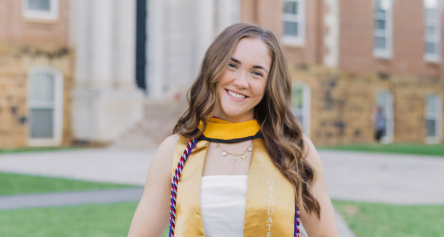 https://walton.uark.edu/news/posts/images/kallie-quinn-lowres-web.jpg