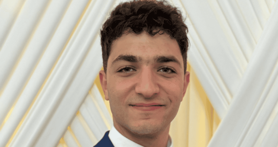 https://walton.uark.edu/news/posts/images/student_spotlight_sammy_massri.png